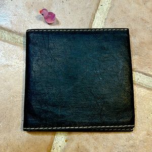 Uashmama bill fold wallet